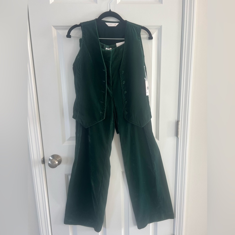 LC Lauren Conrad Dark Green Velvet Vest and Pant Set NWT